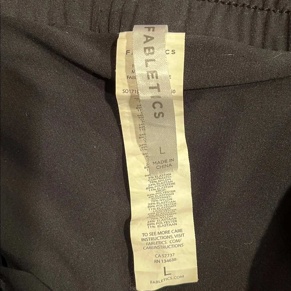 Fabletics Fallon Athletic Shorts Pattern with Compression Lining -Size L - Picture 2 of 10